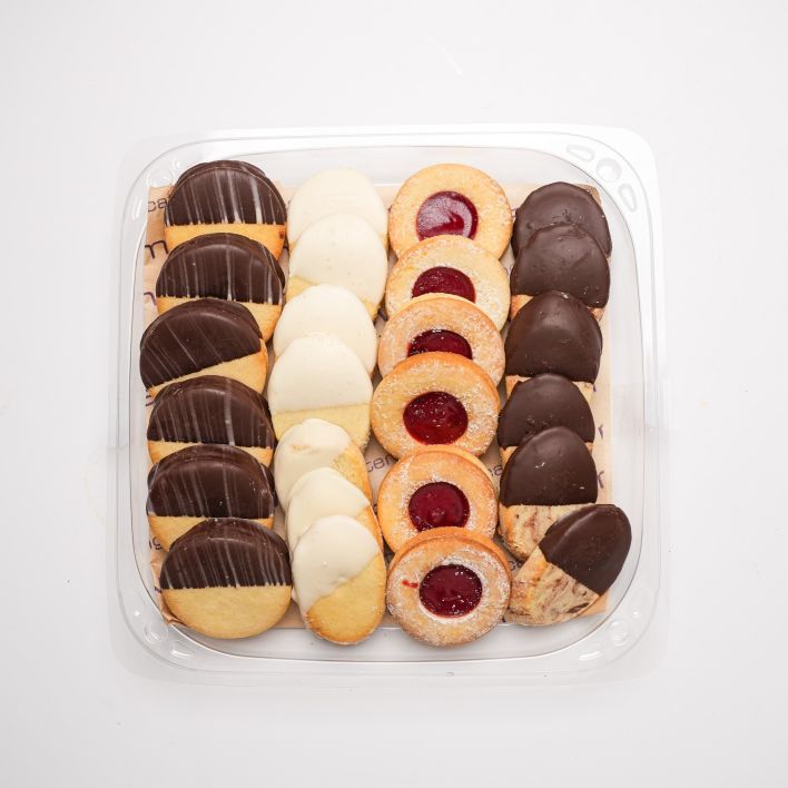 Small European Cookies