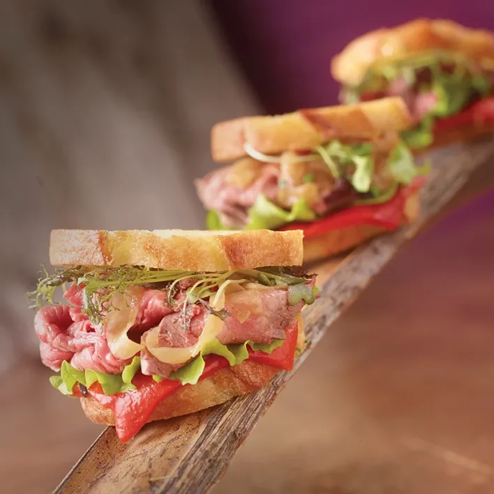 Bended Mini Rib Mini Prime Rib Sandwiches